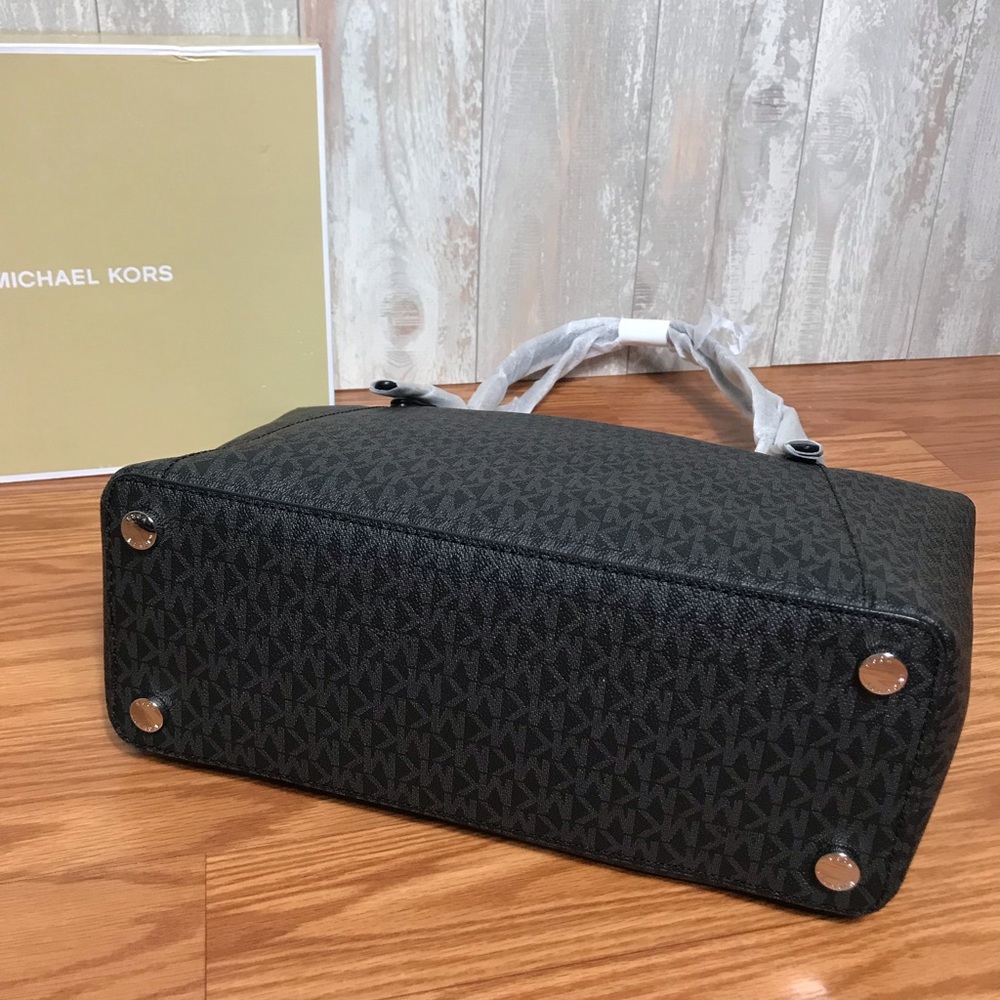 Michael Kors Ciara LG EW TZ Tote Black W AUTHENTIC - Picture 3 of 5